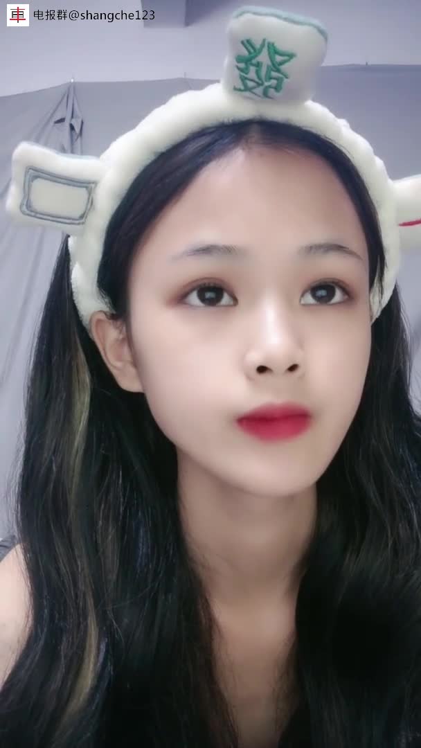 美舞M腿翘臀指尖扣入 6