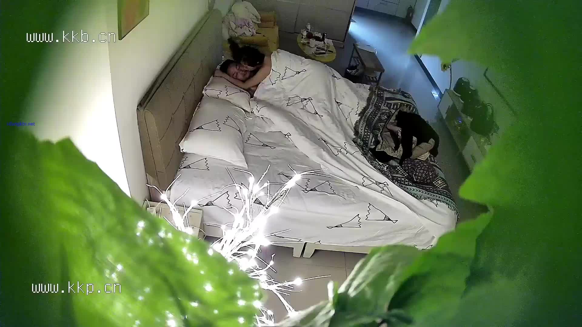 【#偷拍10019】20240318纹身猛男灌醉模特身材颜值美女 #偷拍