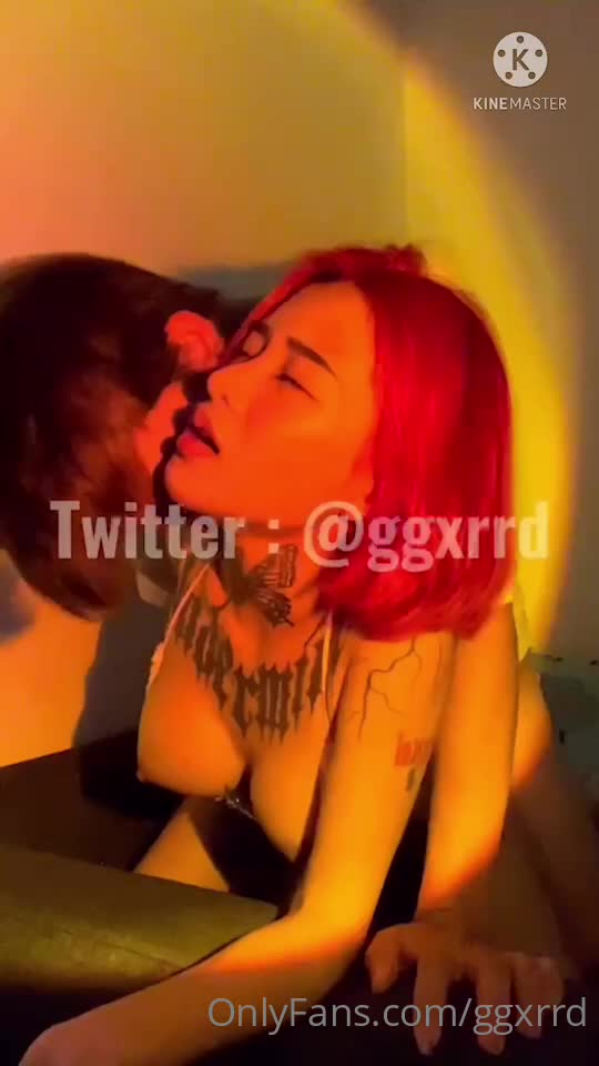 #推特 #Yayee性爱私拍 黑丝纹身妹更多视频合集已更新至内部群！！