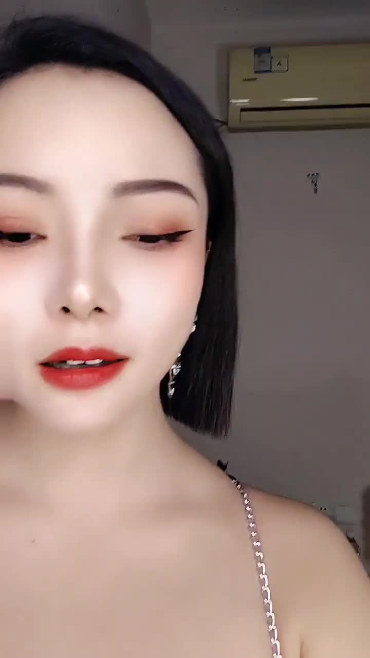 #豹纹主播 拉好姐妹下海！