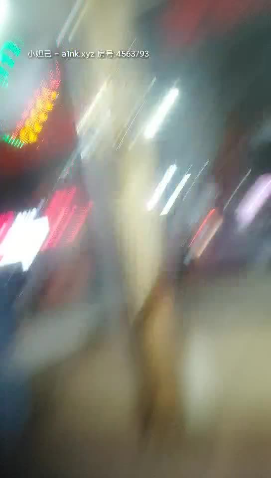 绿帽专家03-27带网友扫站街女直播
