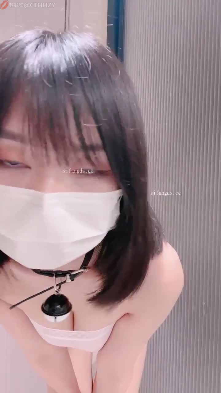 #小豆苗 #粉乳 #天津萝莉 国产主播-小豆苗直播学妹初下海直播跳裸舞妖娆无比 粉乳丰满诱人 白嫩肌肤 前凸后翘完美身材 白虎粉穴 穿着若隐若现的白沙短裙 更加完美