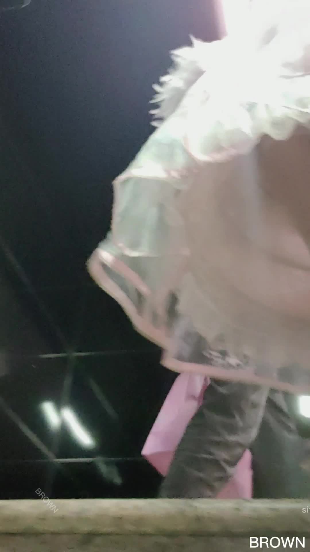 抄底偷拍白丝透明内裤萝莉娘#抄底 #CD #偷拍