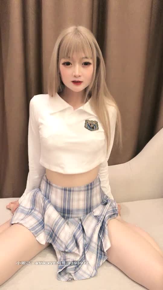 小姐姐19岁04-17第一场