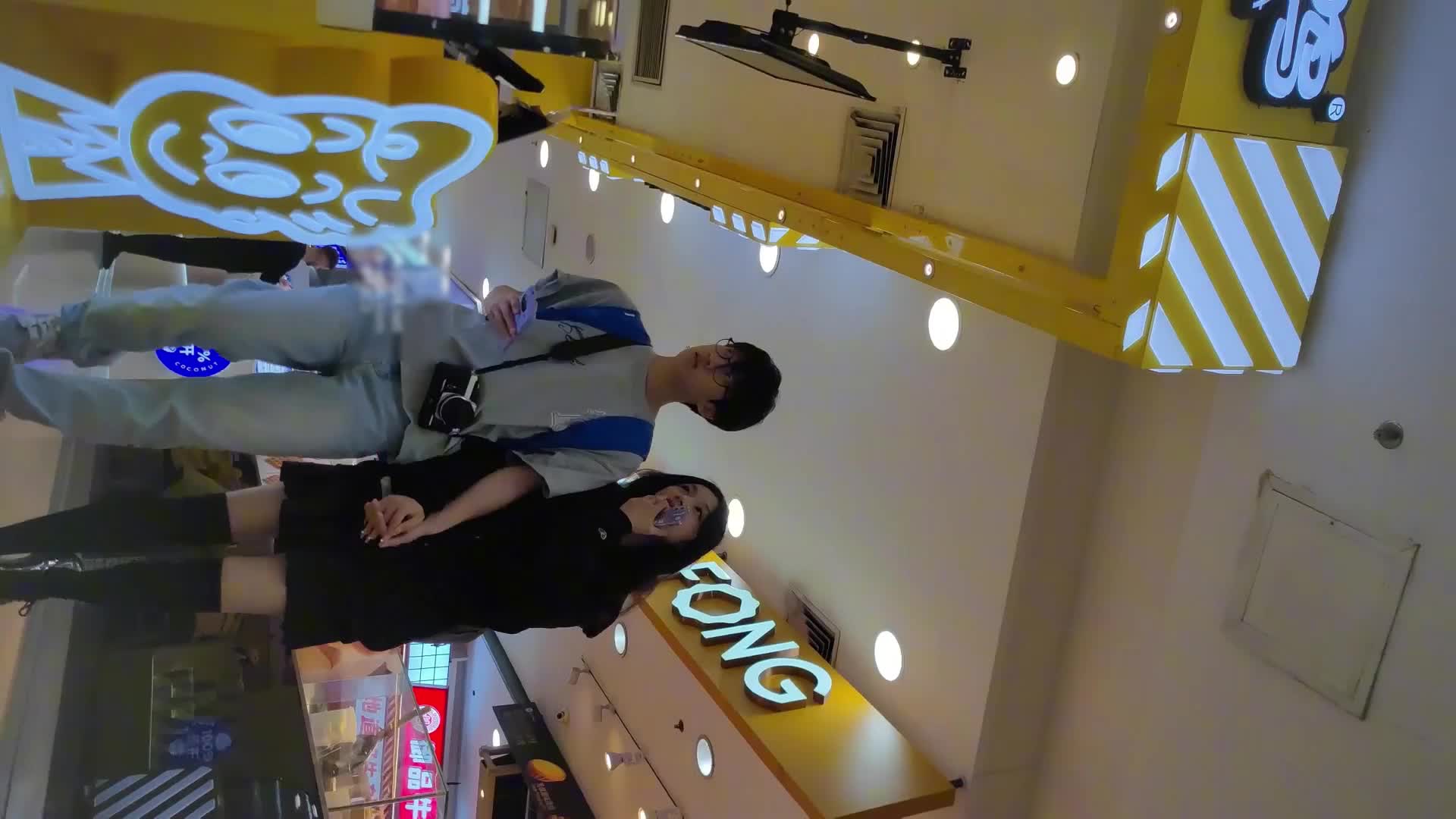 #偷拍  #偷拍抄底 #抄底 商场尾随偷拍️清纯极品JK小姐姐粉色窄内还漏了几根毛️外纯内骚气质美女.