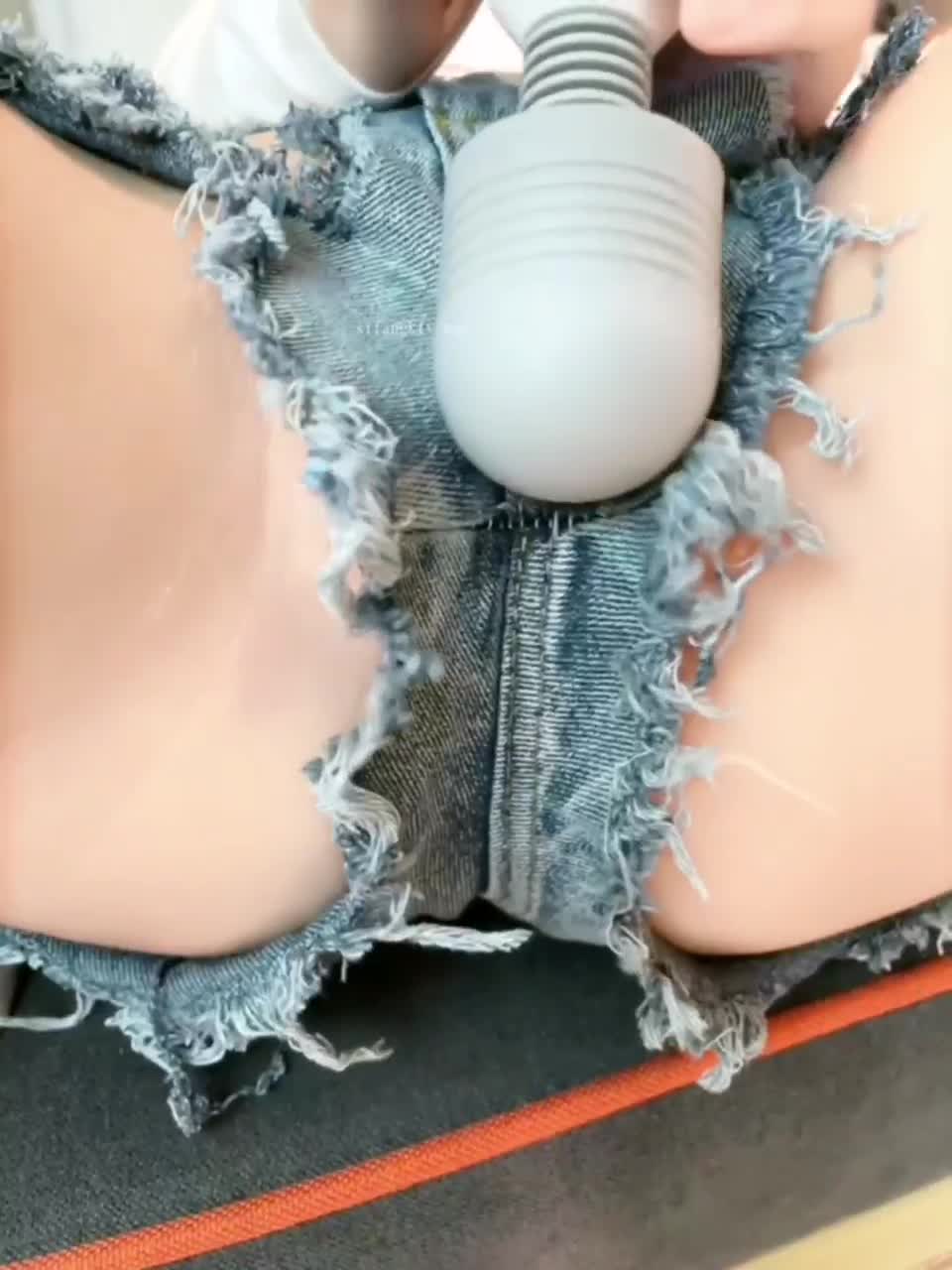 #谢小蒽 #福利姬 #女神 粉嫩嫩的乳房 高清无码露脸