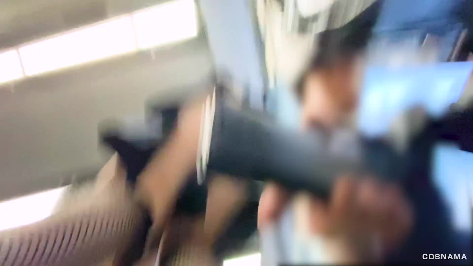 网红91阴 CDTP公告多角度近景抄底偷拍 动漫展高颜可爱COS小美女 制服诱惑 惊现无内美女屁屁凉 高清 2 转发获取私密群