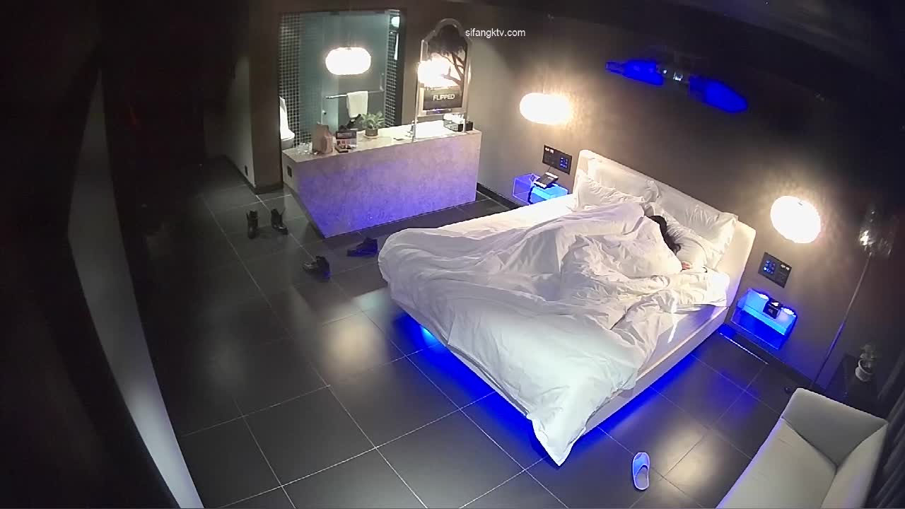 网红91阴 CDTP公告Hotel偷拍 稀缺未流出 蓝光房 豪奶情人逼痒难耐主动裹硬J8骑乘开操 转发获取私密群
