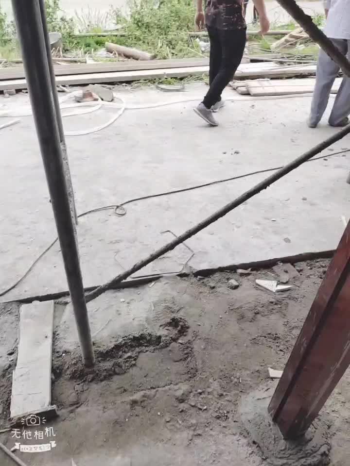 #户外 #勾引 工地大叔也爱丝袜
