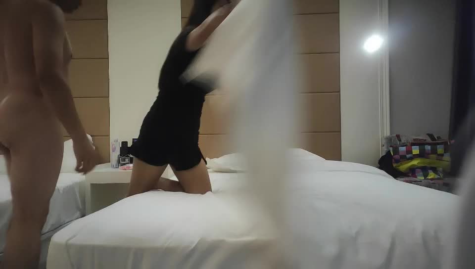 网红91阴 CDTP公告老婆姨姐闺蜜女探花偷拍客户，短裙没穿内裤按摩乳推，翘起大屁股舔屌，骑乘插入猛操后入 转发获取私密群