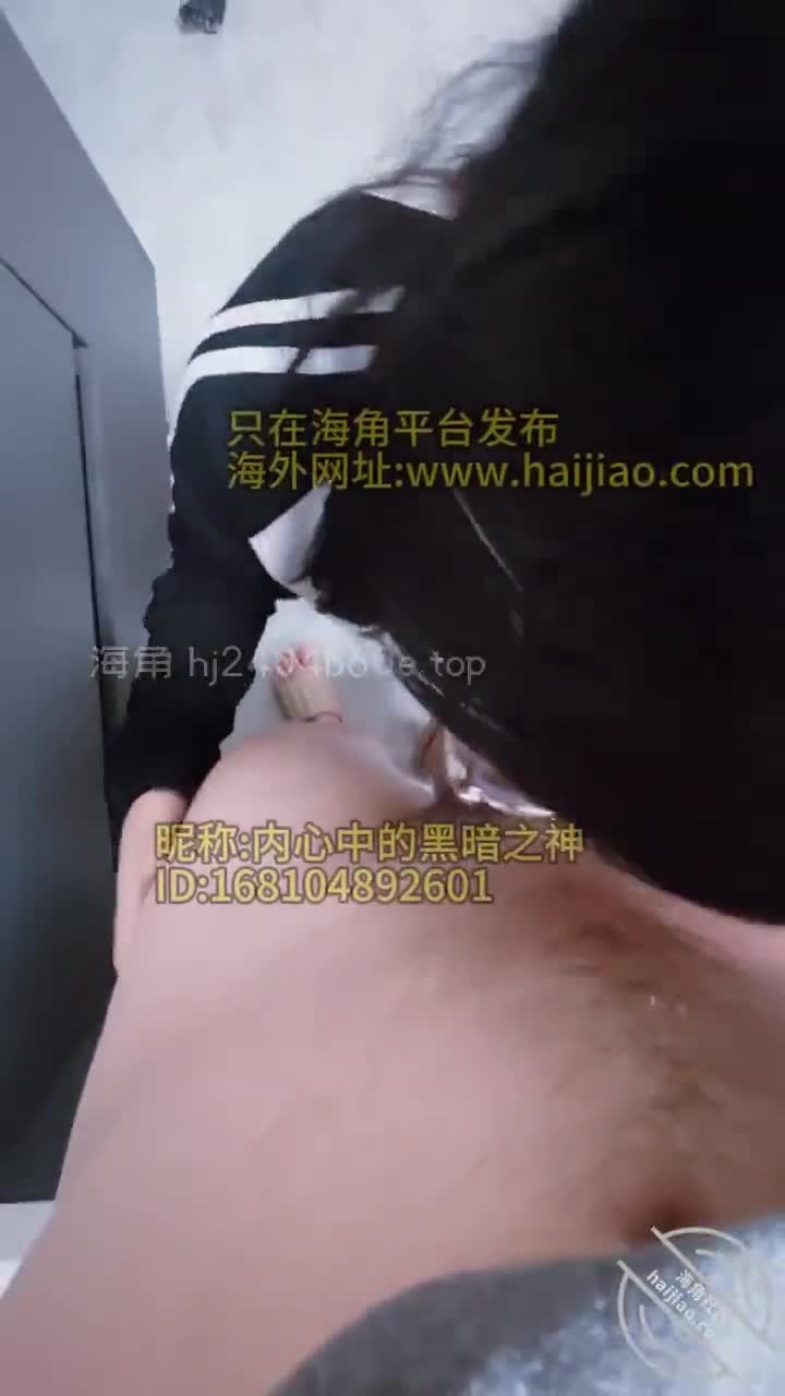 #乱伦 #海角 #姐弟 第一次与姐姐无套做爱，姐姐被操的叫我老公