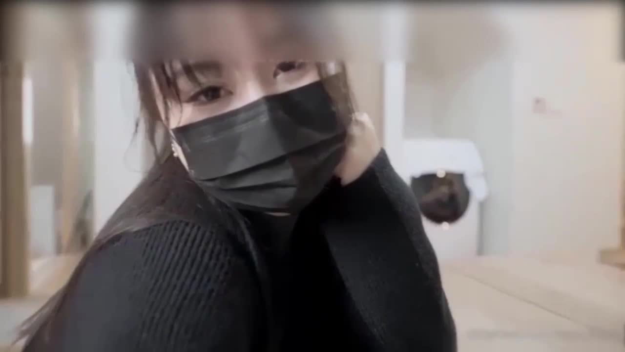 #淫语 #射精 #淫叫 #骚逼 #人妻真实家庭乱伦继母小妈出轨被儿子发现