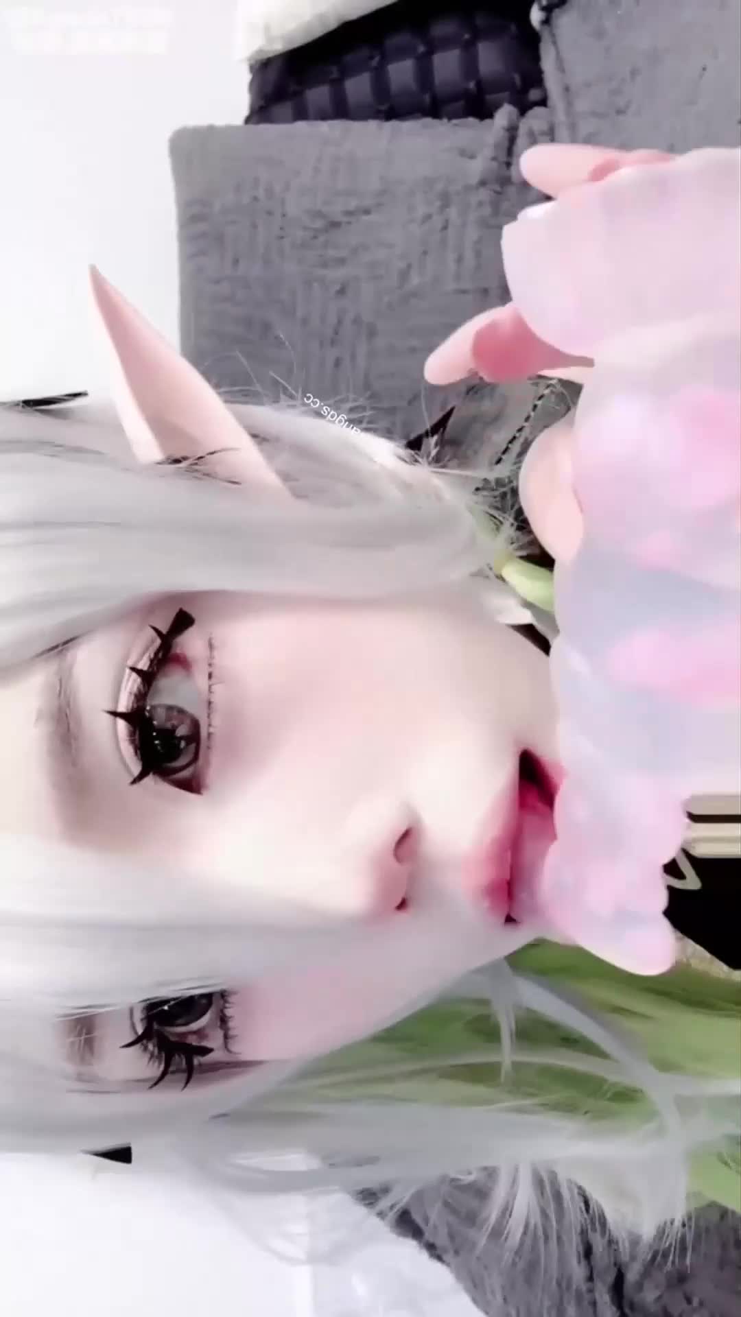 #制服 #自慰 #素人 #无毛粉嫩白 #cosplay福利姬星十三小草神假屌上位