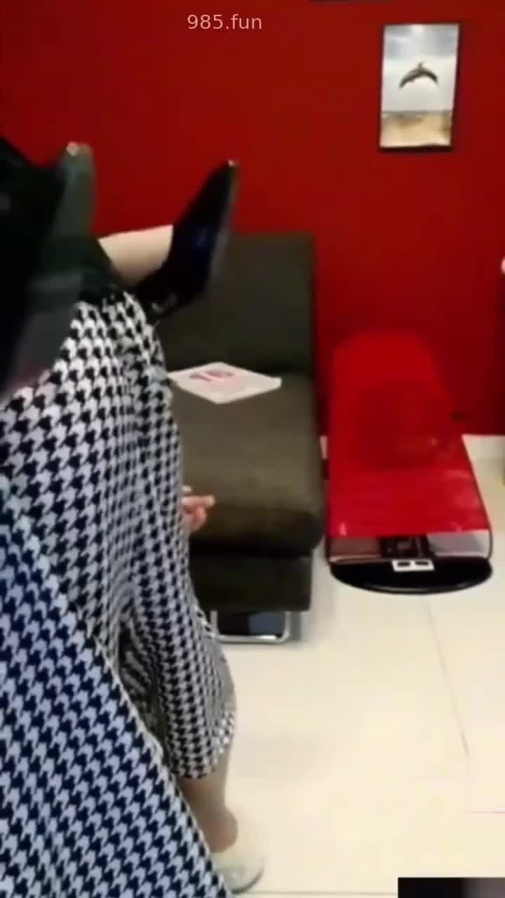 #母子 #射精 #淫叫 #骚逼 #人妻直接内射母亲真的牛啊家里各个角落暴操母亲