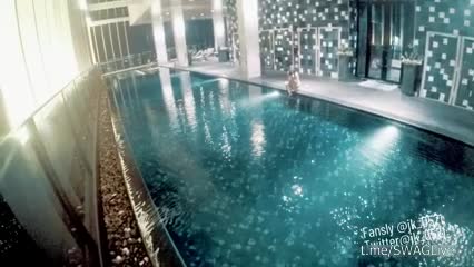  高潮喷水视频秀