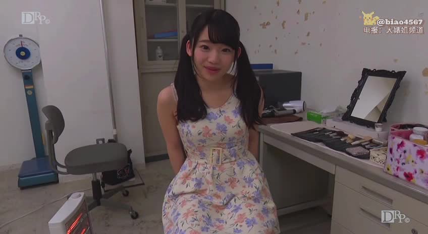 20岁双马尾萝莉小妹，笑容灿烂，爱健身瑜伽会一字马，被大屌哥操的不要不要的，不可错过的经典 #无码 #精神小妹 #舞蹈 #内射