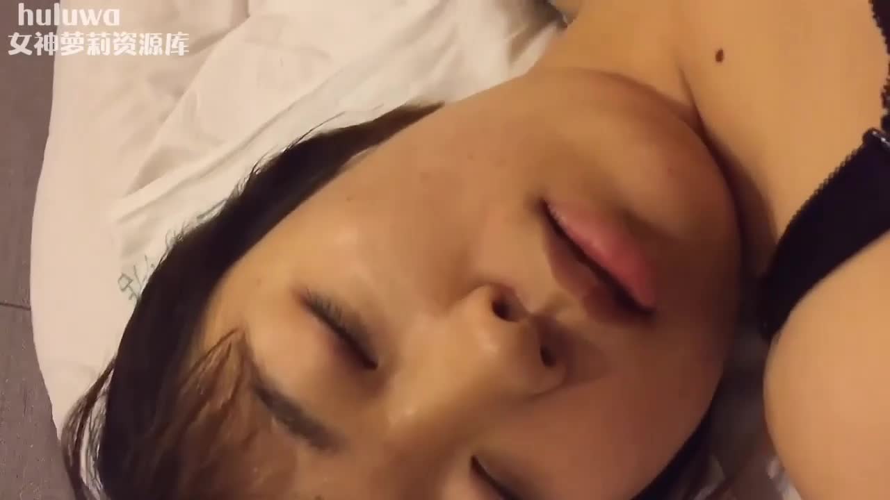 #乱伦 #女上位 #偷拍自拍 #素人 #业余真实变态弟弟下药迷奸姐姐疯狂爆肏