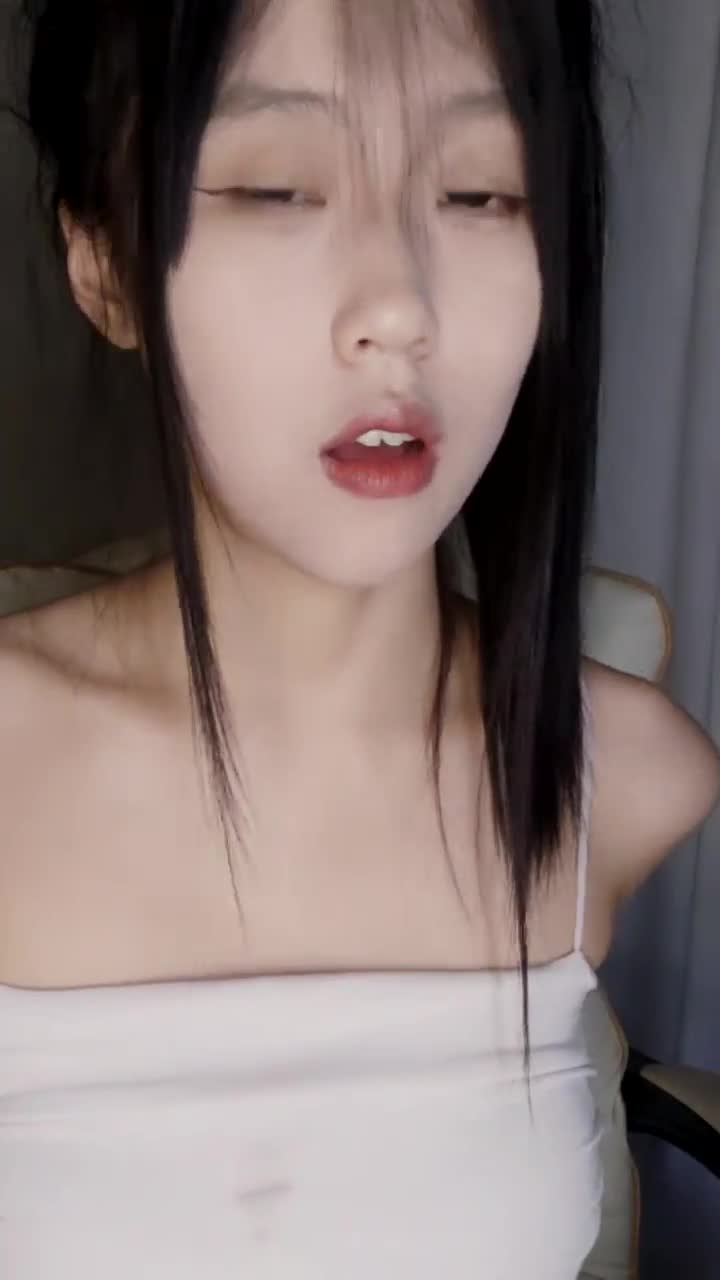 #录播 #18歲蘿莉小羊 #蘿莉小羊18歲蘿莉小羊 - 没想到你终于拿出炮机 让我怎么顶得住 视频合集30部 -1