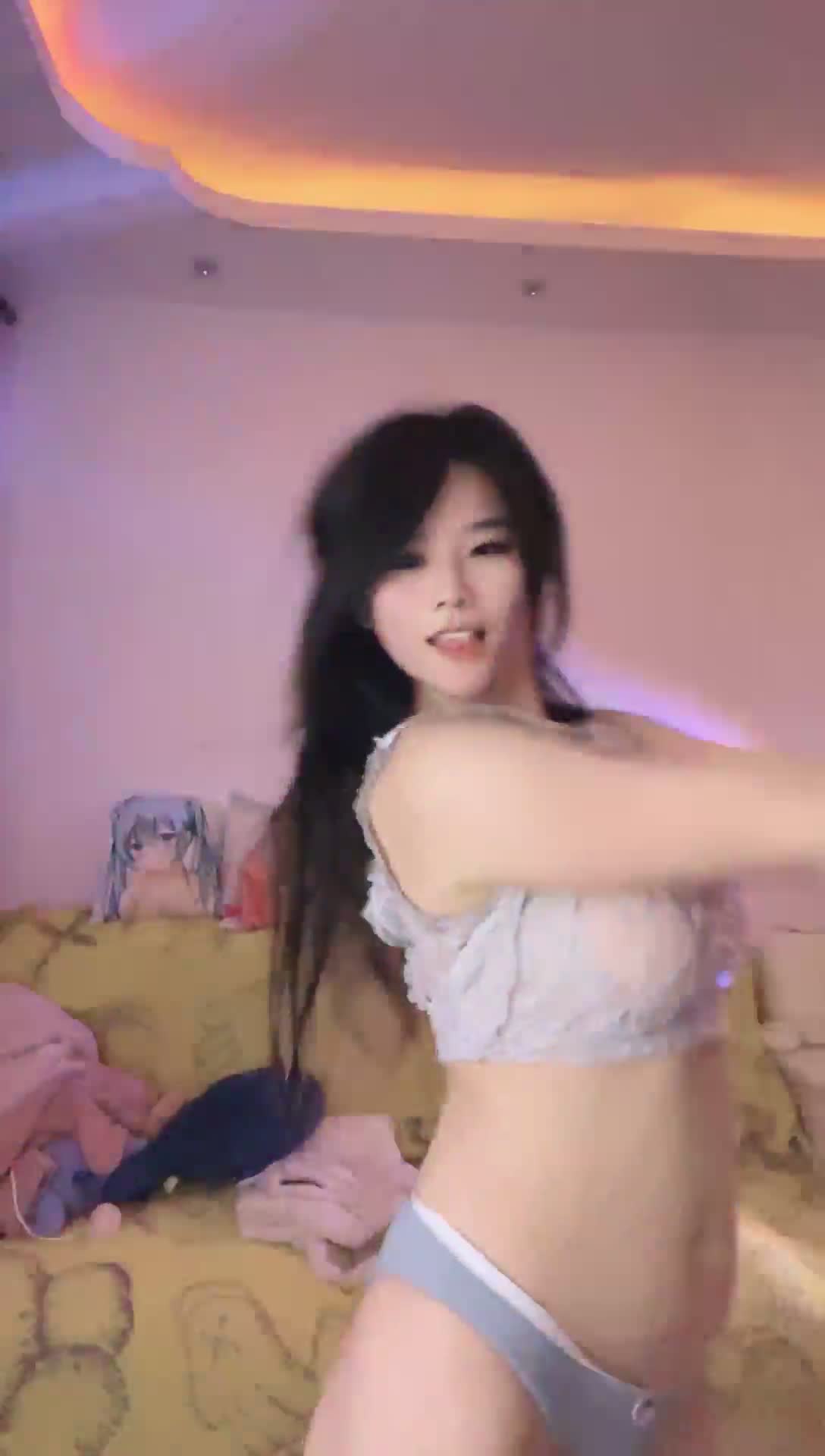 #福利姬 #半糖琪琪 #半糖 #琪琪半糖琪琪 - 裸舞视频合集52部 -1