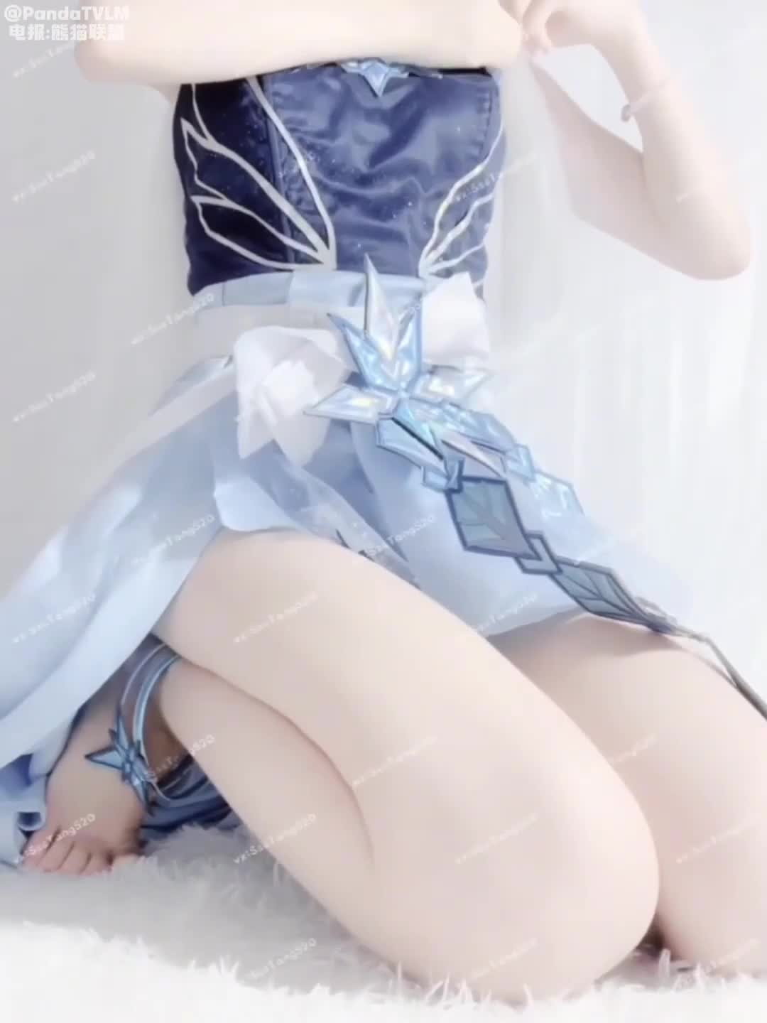 #自慰 #偷拍自拍 #无毛粉嫩白 #业余真实 #美胴砂糖对镜自慰