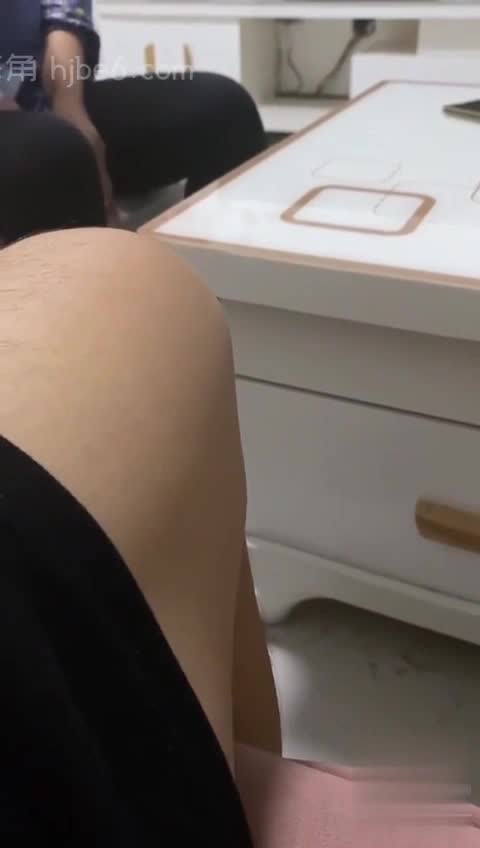#打手枪 #偷拍自拍 #素人 #业余真实 #诱惑海角大神原创8回老家了我妈回来找我谈话有了新的进展