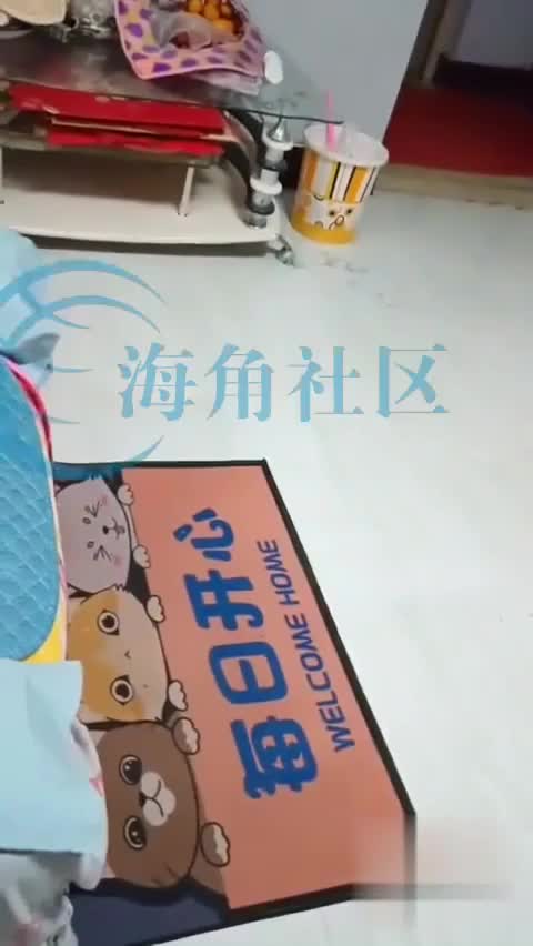 #乱伦 #熟女 #偷拍自拍 #素人 #第一视角电影院对表妹下手
