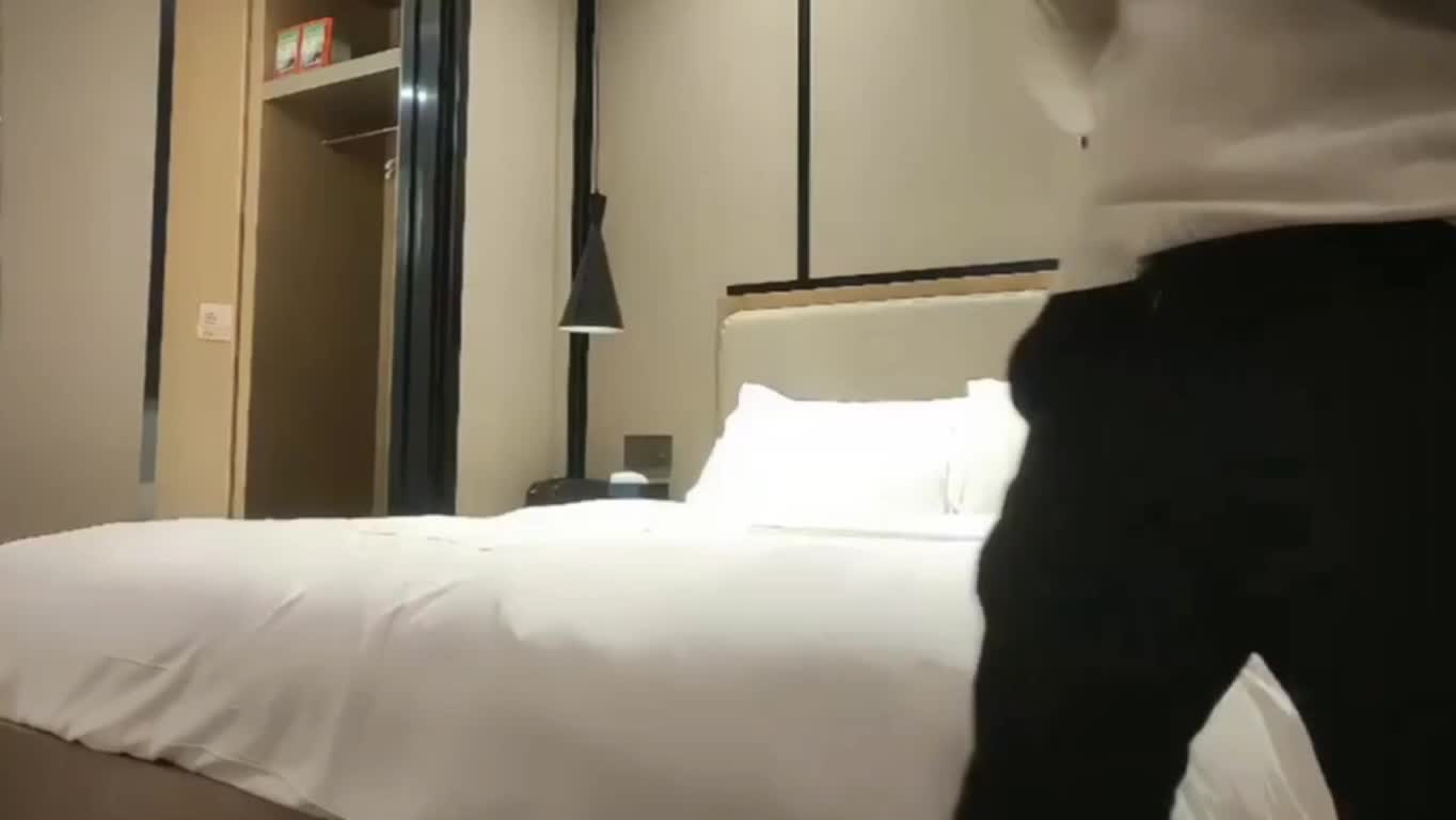 #自拍 #少妇 少妇 漂亮少妇吃鸡啪啪 宝贝爽吗 高潮了吗 高潮了 你老公平时有情趣吗
