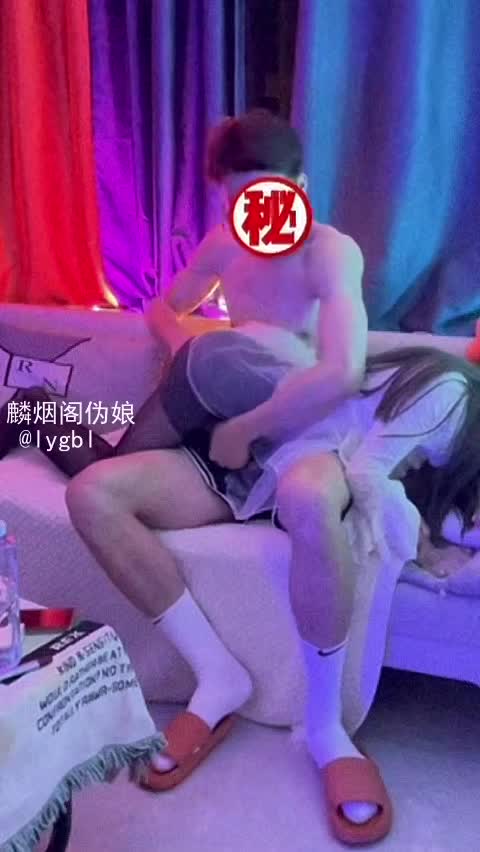 #肛交 #口交 #足交 #素人 #人妖鲜肉直男伪娘男娘肉便器白袜腹肌小帅哥玩小伪娘确实看起来很