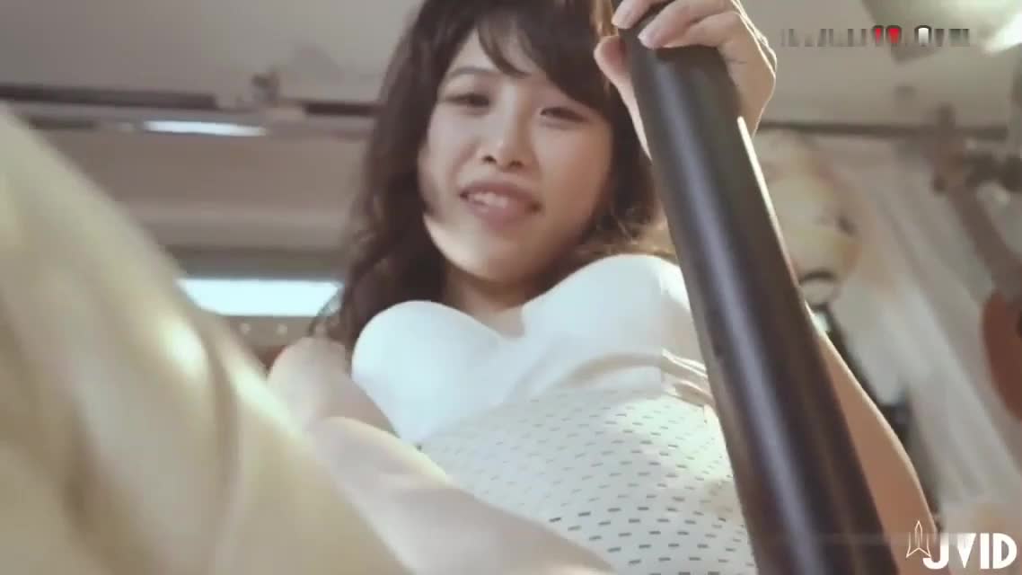 #自慰 #业余真实 #明星网红 #美女 #露脸女友的白虎无毛钢管舞诱惑