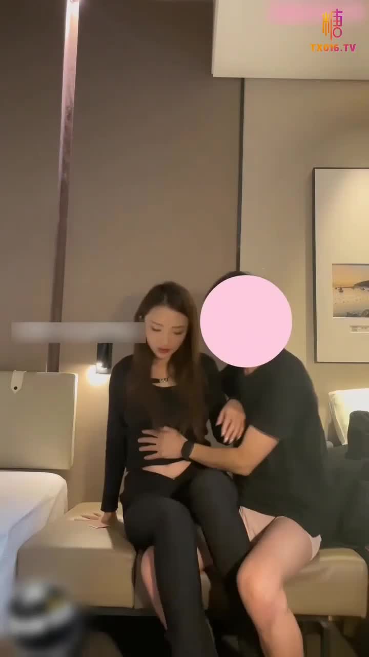#口交 #偷拍自拍 #业余真实 #丝袜 #性交露脸车模约啪超开朗长腿嫩模深含肉棒主动求插全程浪叫国语对白