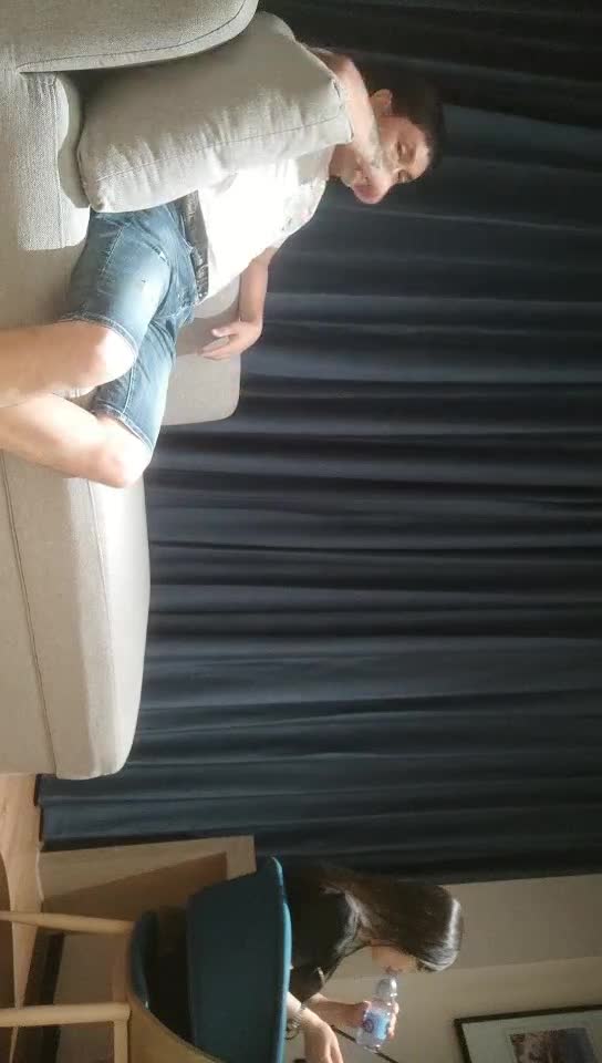 #熟女 #探花 翻车王伟哥今晚又差点翻车 洗浴会所约到的大胸技师很警惕 几次对着镜头看老是想关灯