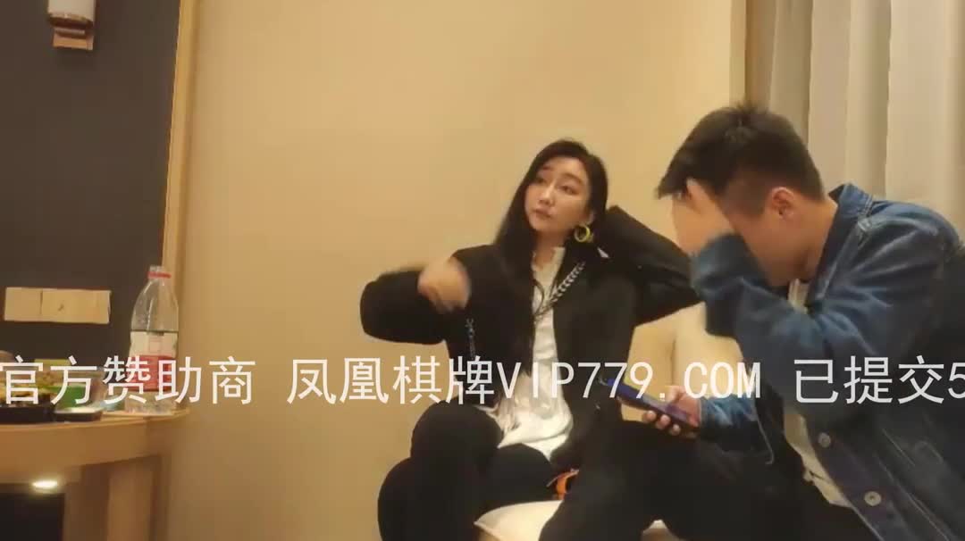 #熟女 #少妇 东北少妇艹起来感觉就是不一样，屁股太有肉感，好舒服，一插到底