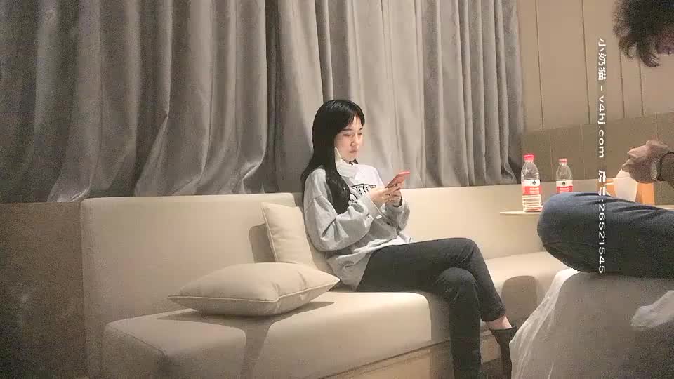 #熟女 #少妇 小少妇刚开始还有说有笑最后被操得痛哭，大喊逼受不了了