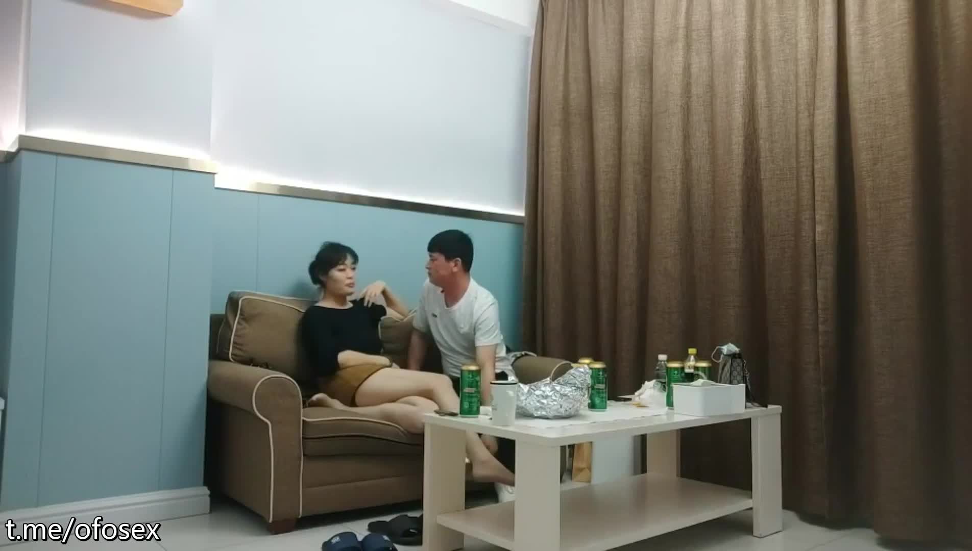 #熟女 #探花 【爱情故事探花】专业良家收割机，人妻猎手，最喜欢玩别人的老婆，操得鬼哭狼嚎_学生妹_酒店真实偷拍