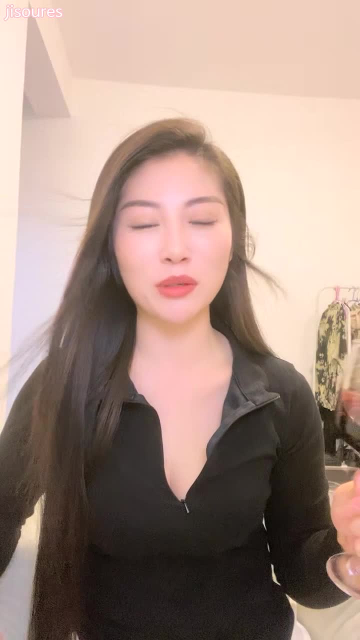 主播直播自慰跳舞
