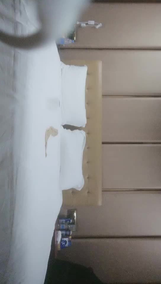 #熟女  #少妇 娇俏小少妇_肤白貌美又听话_红内裤大哥艳福不浅_各种姿势卖力干得娇喘不停_精彩必看