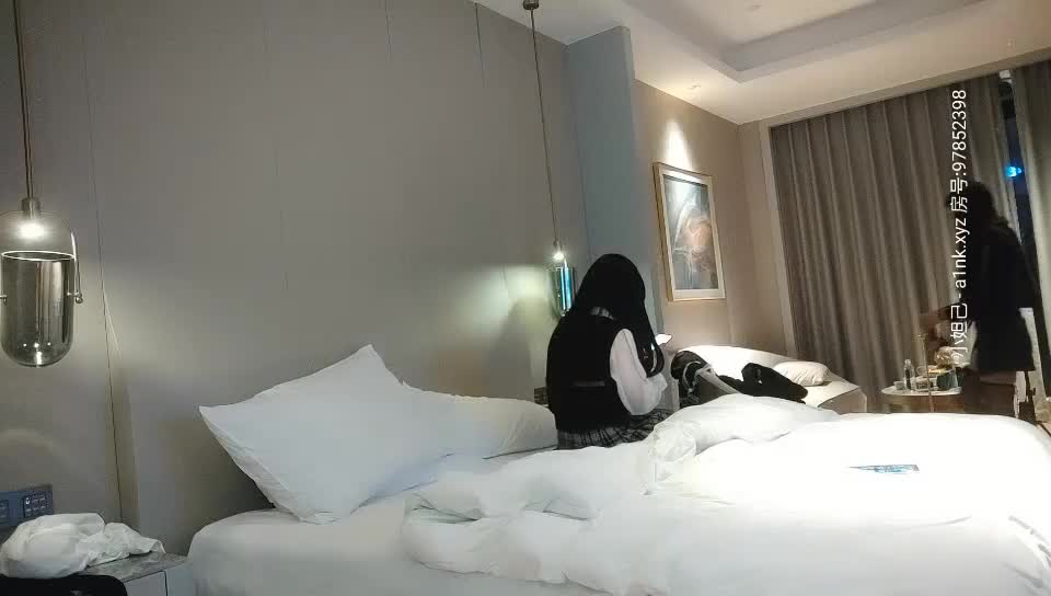 新一代女探花 帅哥扛不住两姐妹的玩弄