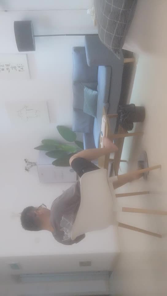 #熟女 #少妇 兼职小少妇，背着男朋友赚外快，美乳翘臀，水多风骚欲望强烈，花式啪啪精彩佳作