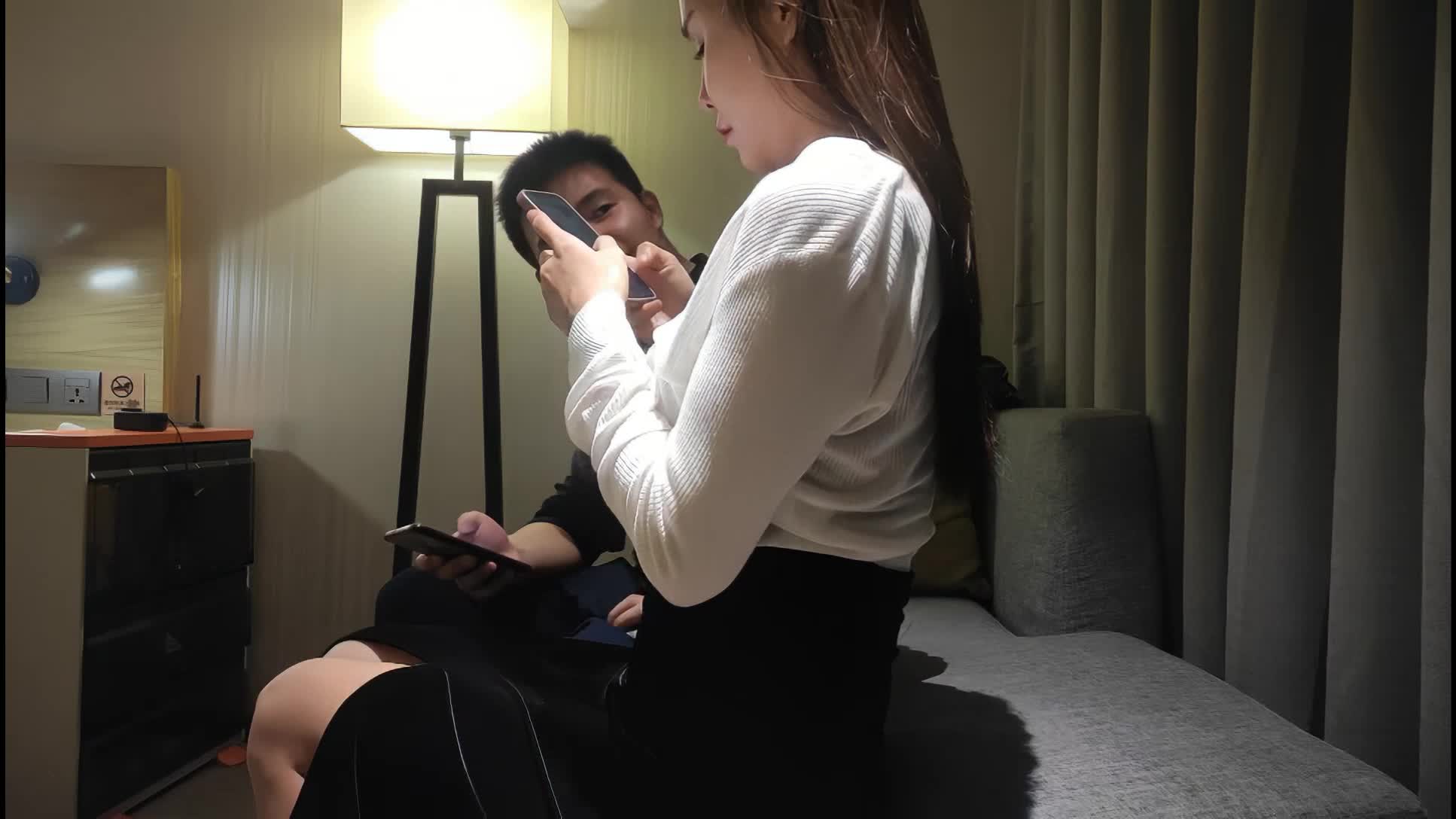#熟女 #少妇 小伟探花175极品美女，完美身材大长腿 ，逼肥奶大屁股翘，操起来豪爽