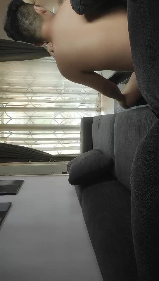 #熟女 #人妻  白嫩人妻没满足，直接抱到阳台旁开干，手扶沙发浪叫不断刺激