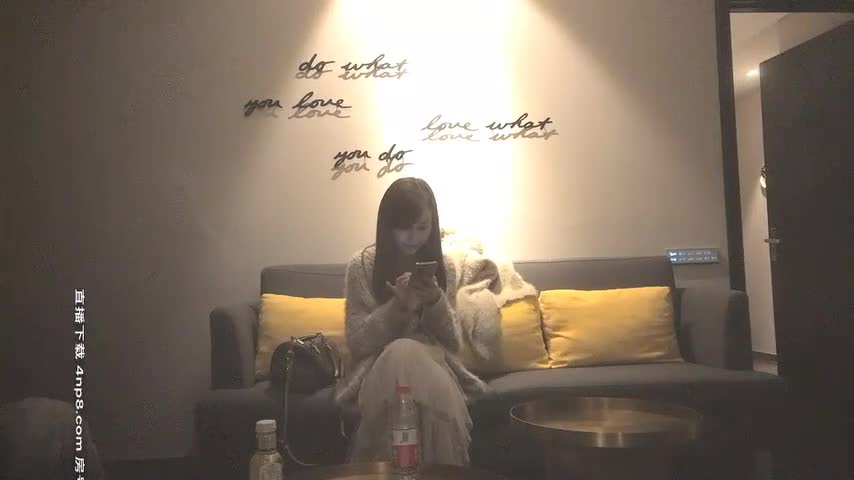 #熟女 #少妇  探花约了个长裙性感少妇啪啪，穿着内衣口交擡腿侧入大力抽插猛操