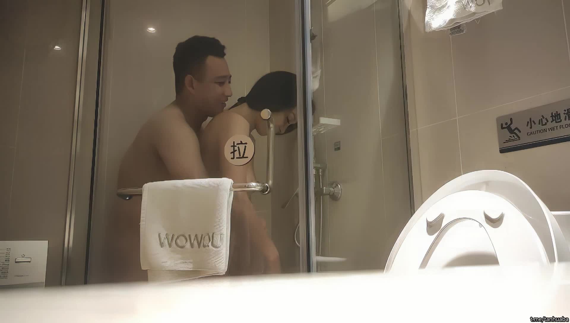 #熟女 #少妇 今夜极品良家少妇，因为着急回家带孩子，九点钟就开始干，风骚饥渴，超清4K设备偷拍，