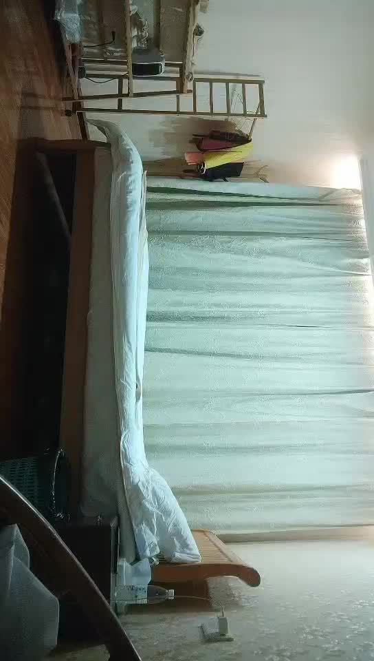 #熟女 #少妇 深夜探楼凤，闺房内活色生香，爱抚口交舌吻啪啪，后入小少妇白皙翘臀，娇喘浪叫不断