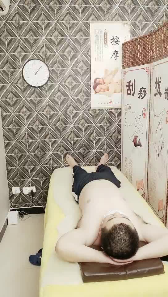 #熟女  #少妇  漂亮小少妇，一颦一笑风情无限，肤白貌美，这么骚勾引得大哥性趣盎然开干，激情刺激香艳