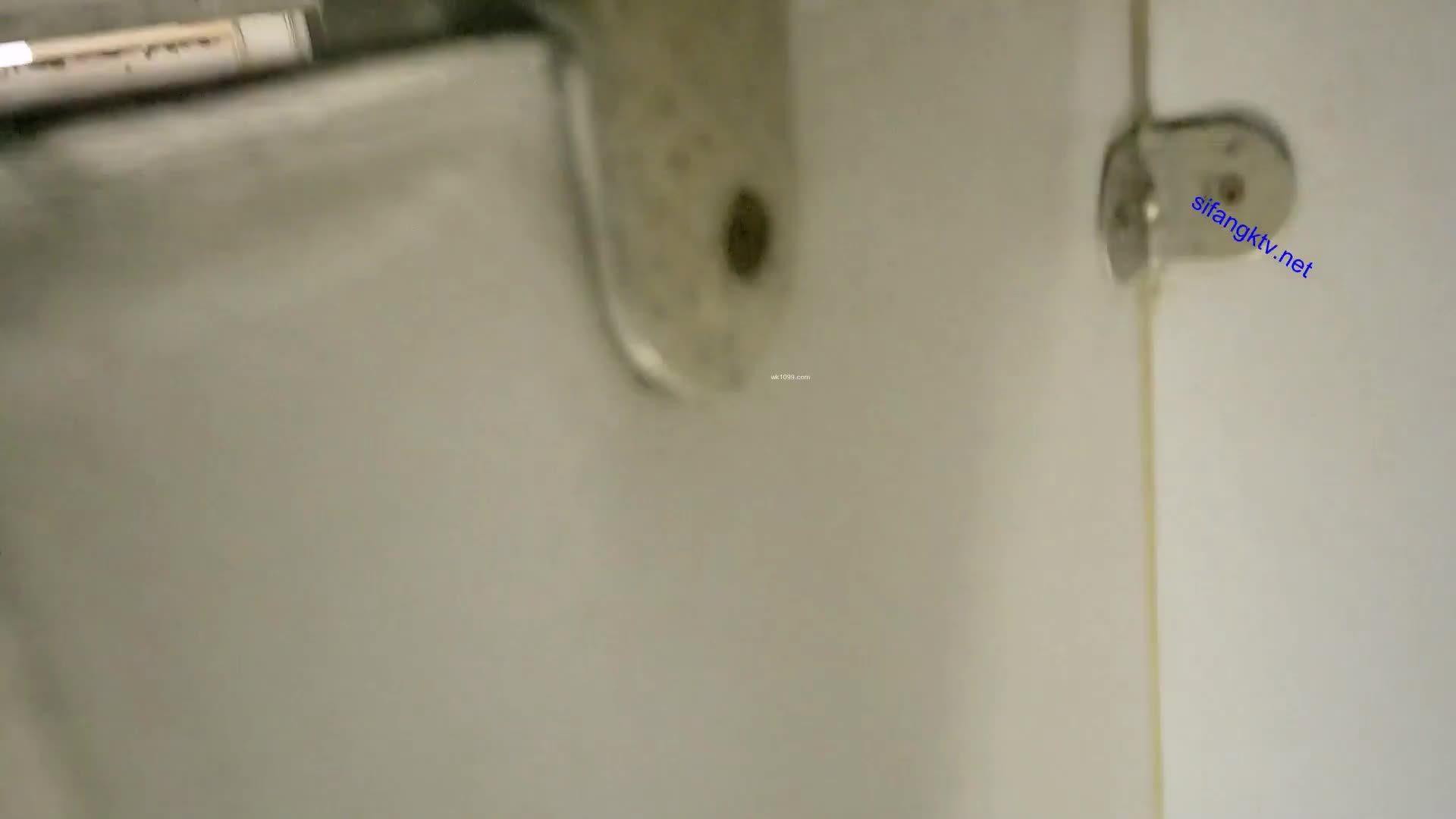【厕拍】丝袜美少妇被偷拍【资源特色】：脸穴同框 极品美少妇【来源方式】：私房购买【资源日期】：2025年【文件大小】：800M【时间长度】：15分钟 (1V) 【标签】#厕拍 #偷拍 #丝袜（电报群 @ZYjia1，唯一中转站）