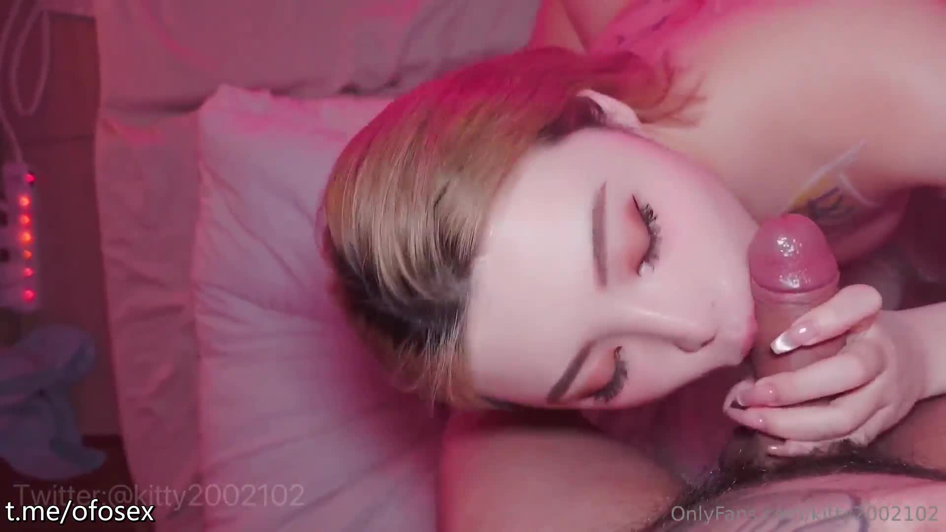 推特60W粉丝网黄潮妹「kitty」露脸性爱私拍 全身被主人写上淫语让我性欲猛增好想要全身射满精液[