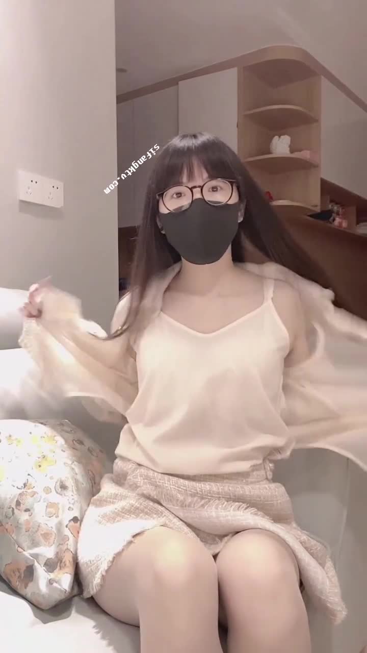#福利姬 #眼镜妹 最称职的生物老师