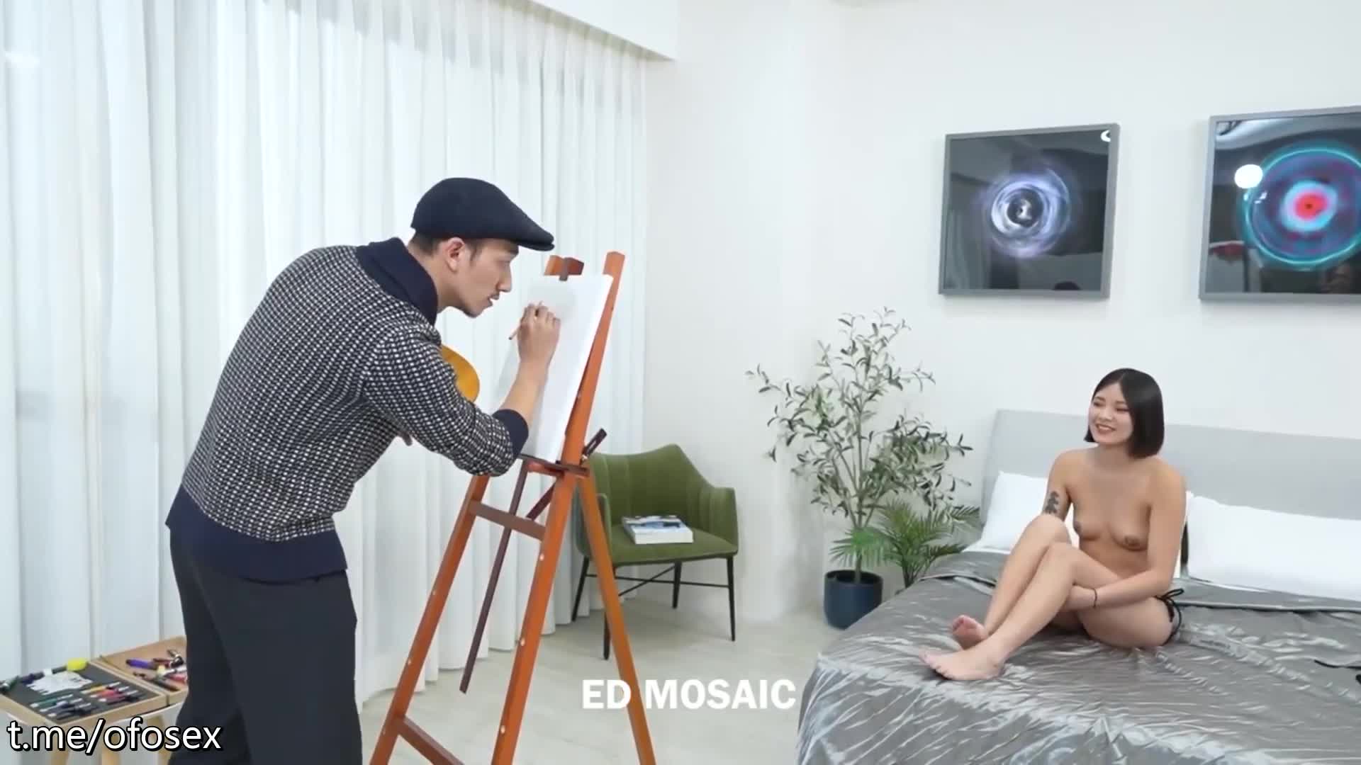 ED Mosaic EDEA-452 画家来指导裸体模特小巴 画下被深深插入的样子 屁股越摇越主动 男模特受不了直接喷射满脸[
