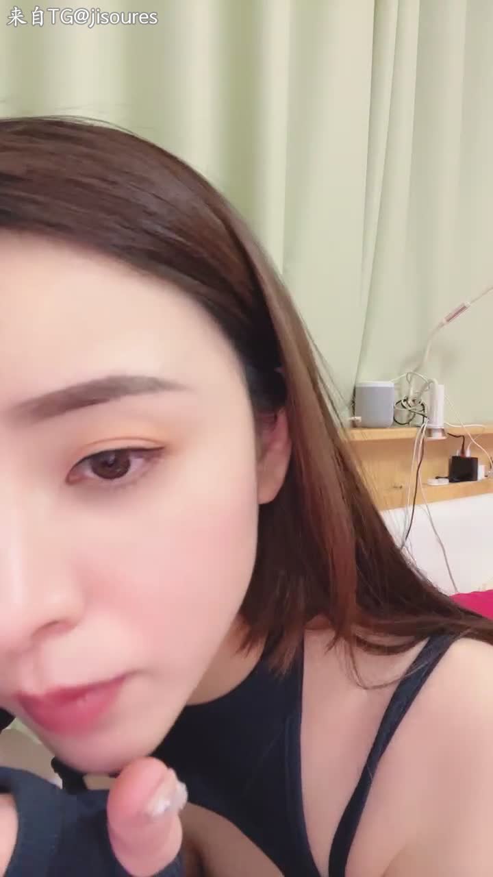 #白虎主播 #反差女神 #甜腻小喵M极品白虎主播反差女神口交啪啪