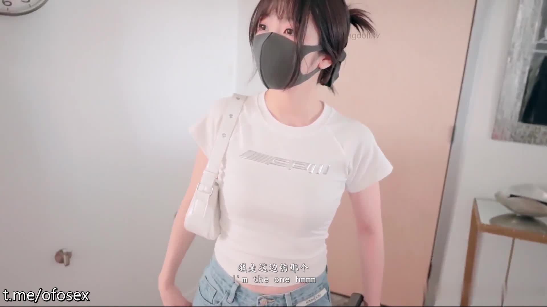 火爆网红 玩偶姐姐『HongKongDoll』2024-07-13 新剧情 同居的她 上+水手服学生装嫩妹自慰